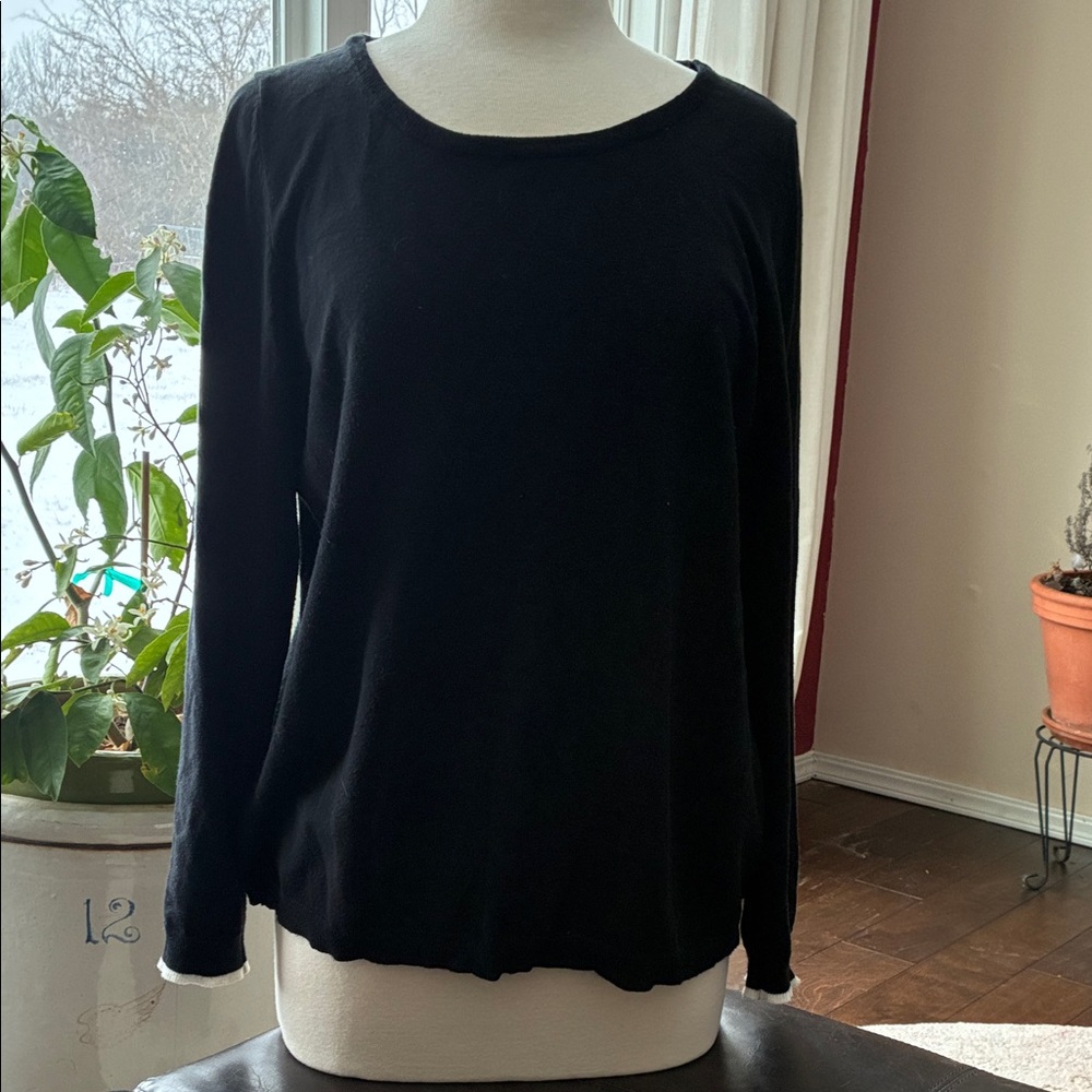 Absolutely Creative Worldwide Black Long Sleeve Women's Top